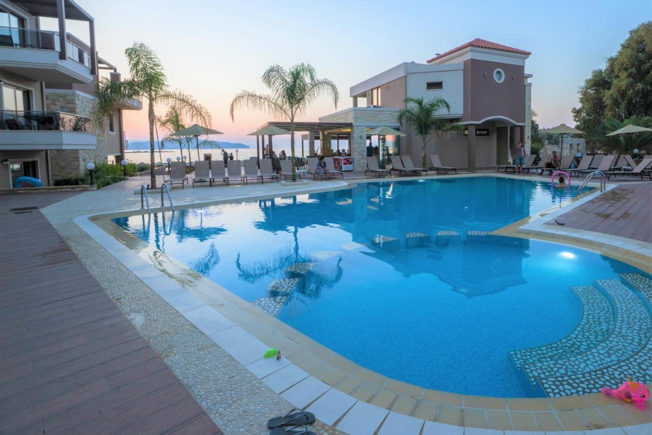 Golden Bay Aparthotel Kato Daratso